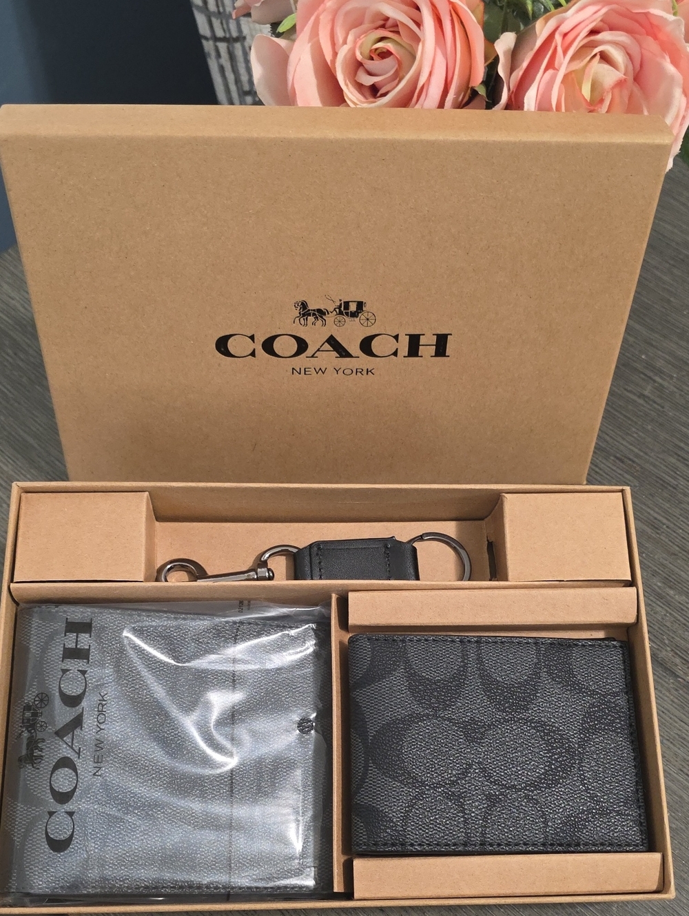 New Coach Boxed 3-1 Wallet Gift Set